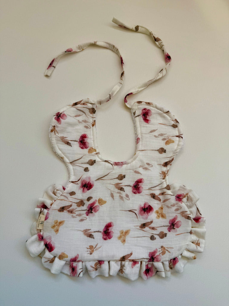 Lief Slabbetje met Franjes – Handgemaakt voor Kleine Prinsesjes