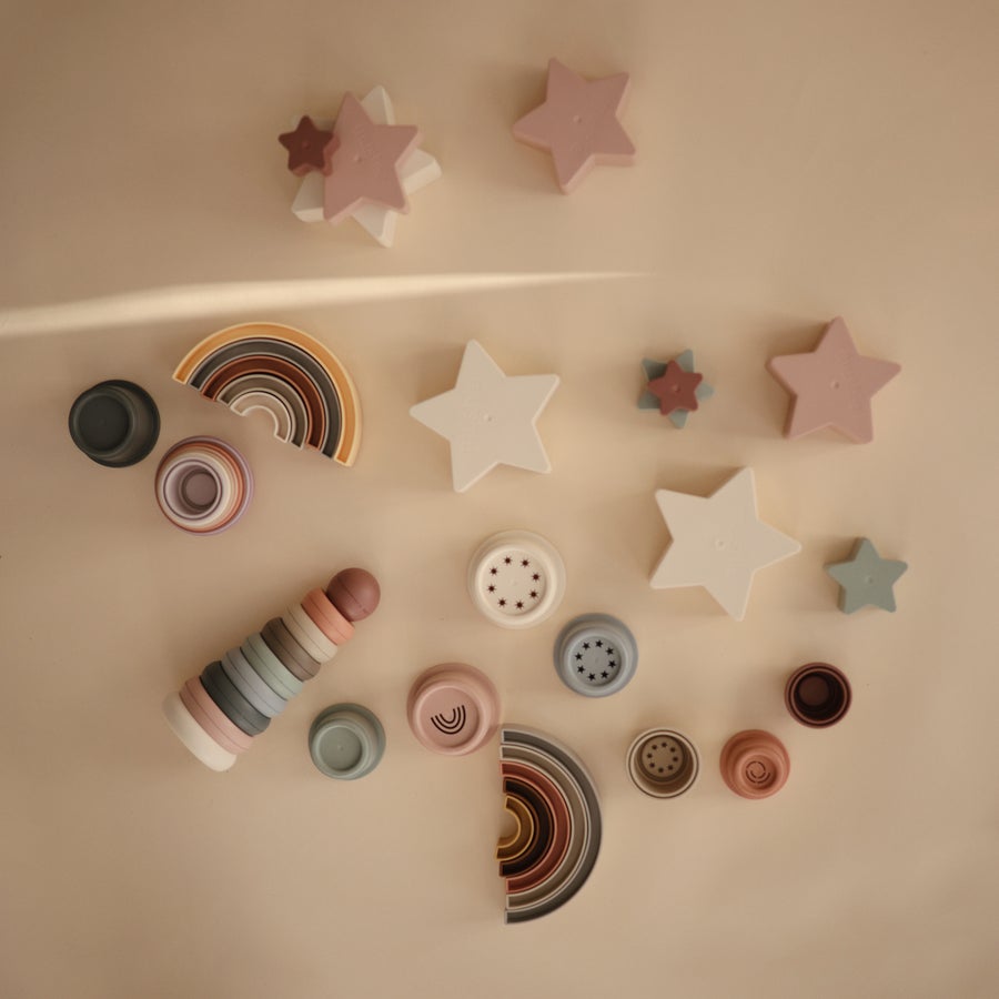 Regenboog Stapeltoren - Rainbow - Mushie - Hillside